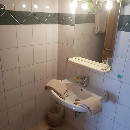 Suzana * Омишаль