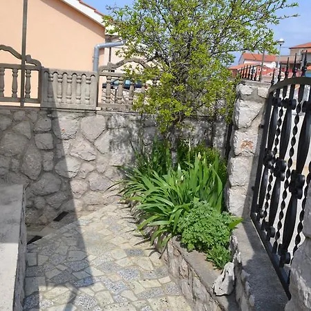 Suzana Apartment *