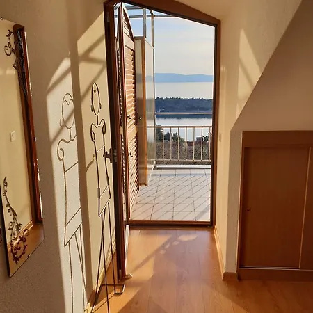 Apartment Suzana Omisalj