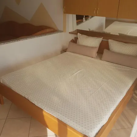 Apartment Suzana *